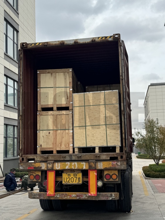 LIONSE - Denné prepravné operácie