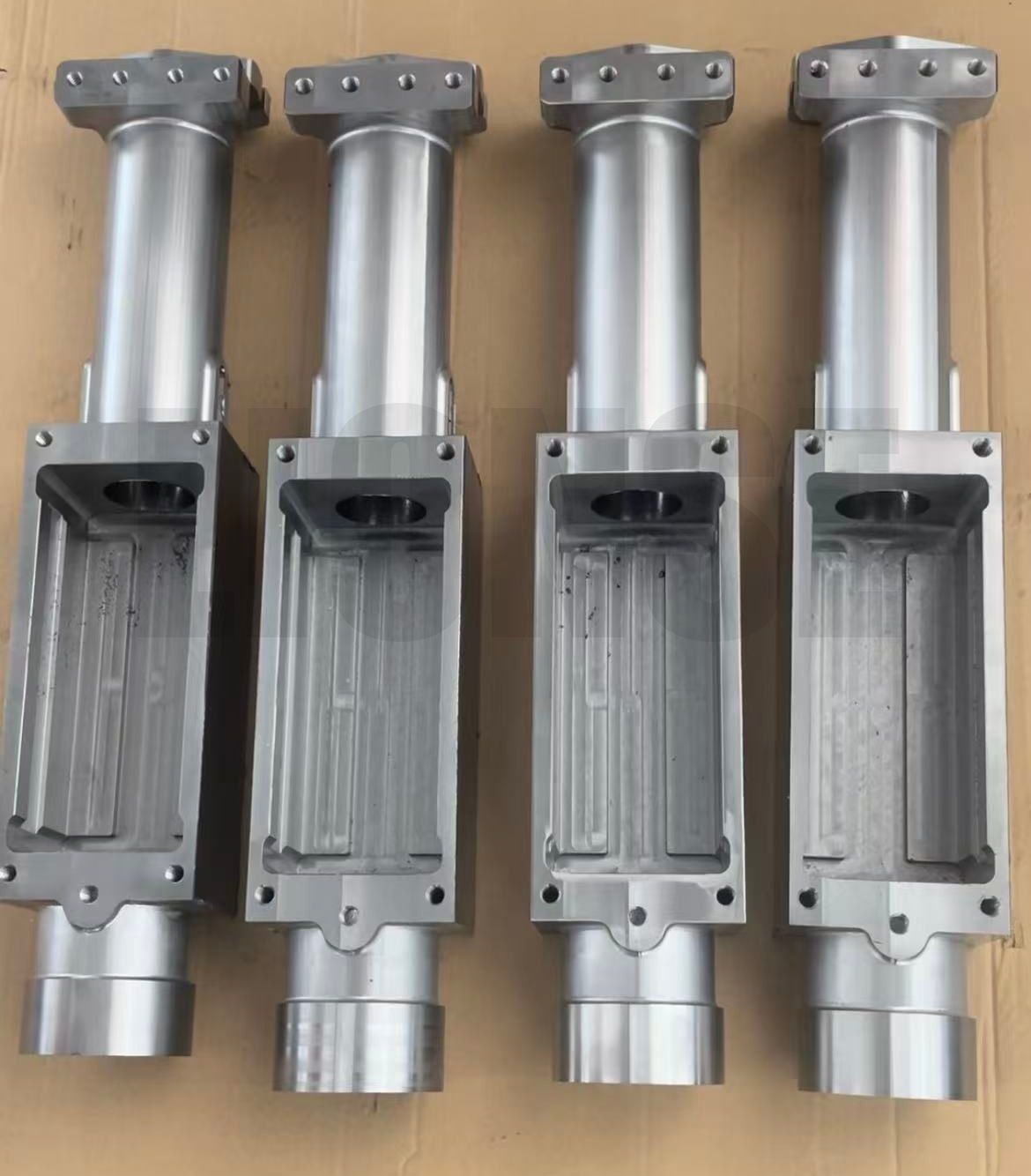 20CrNiMo presne opracovaný odliatok